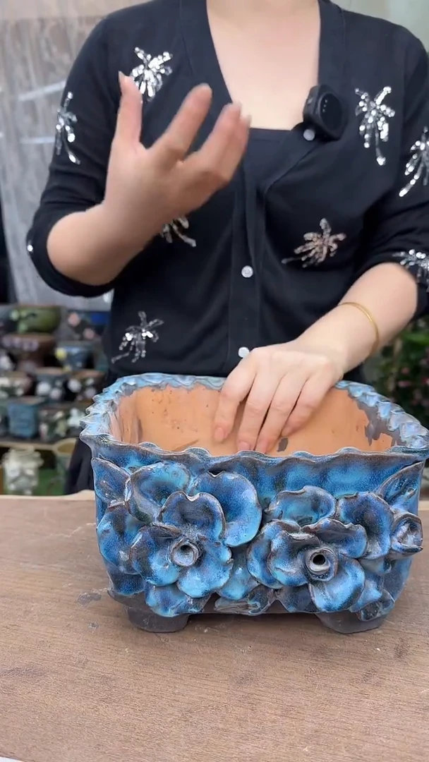 1个方青铜捏花2222