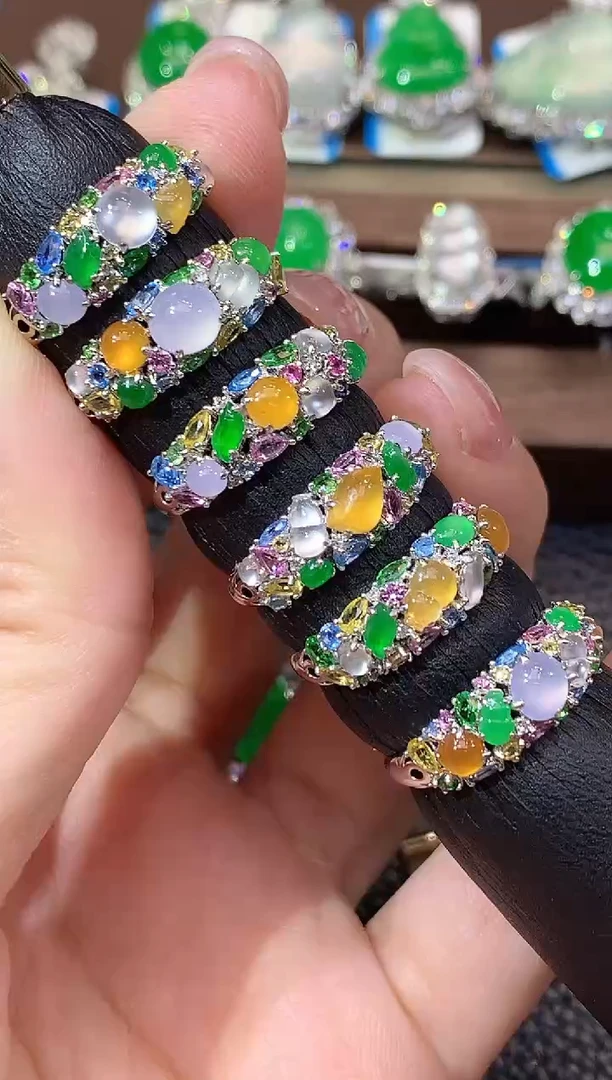 18K金镶嵌戒指翡翠A57 多样性发一件