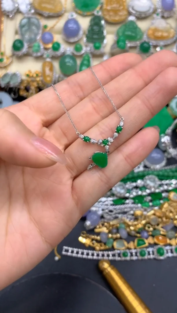 【闪购商品】翡翠颈饰18K金镶嵌332-中国好珍宝