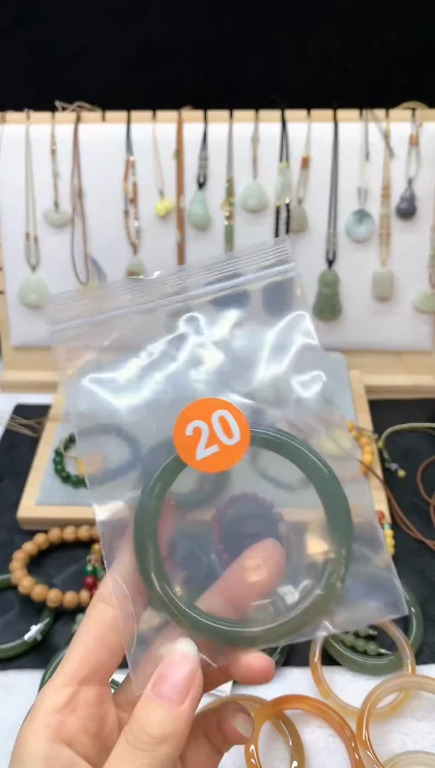 未镶嵌手镯和田玉不****️手镯4