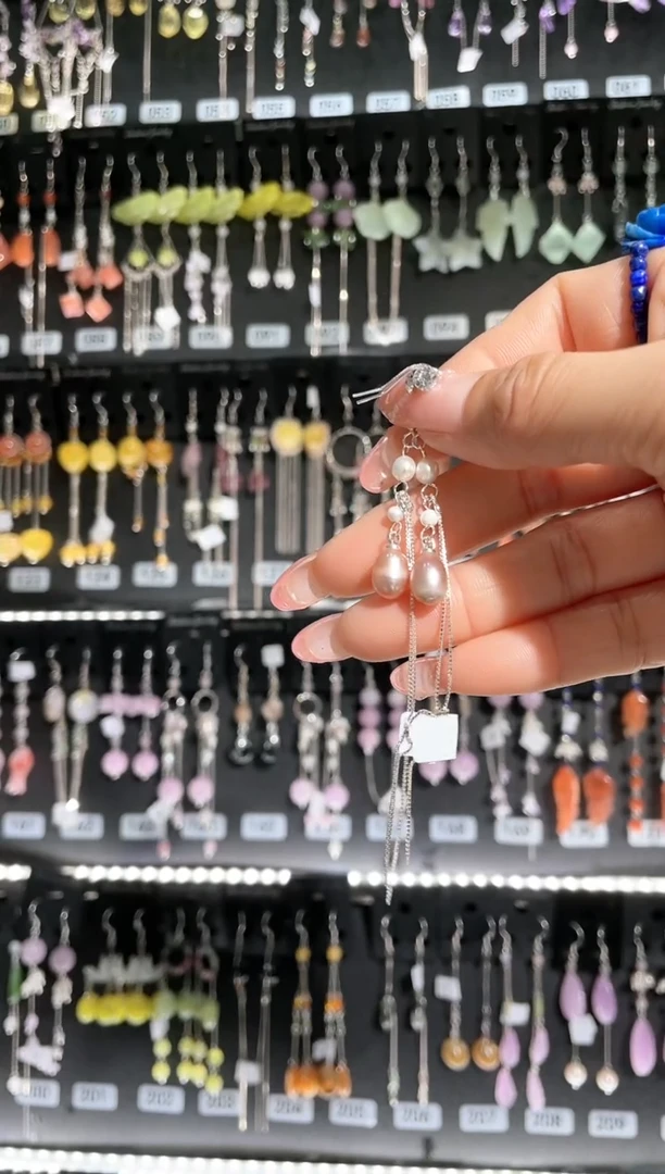 【闪购商品】紫晶耳饰银S925镶嵌 桃子吖