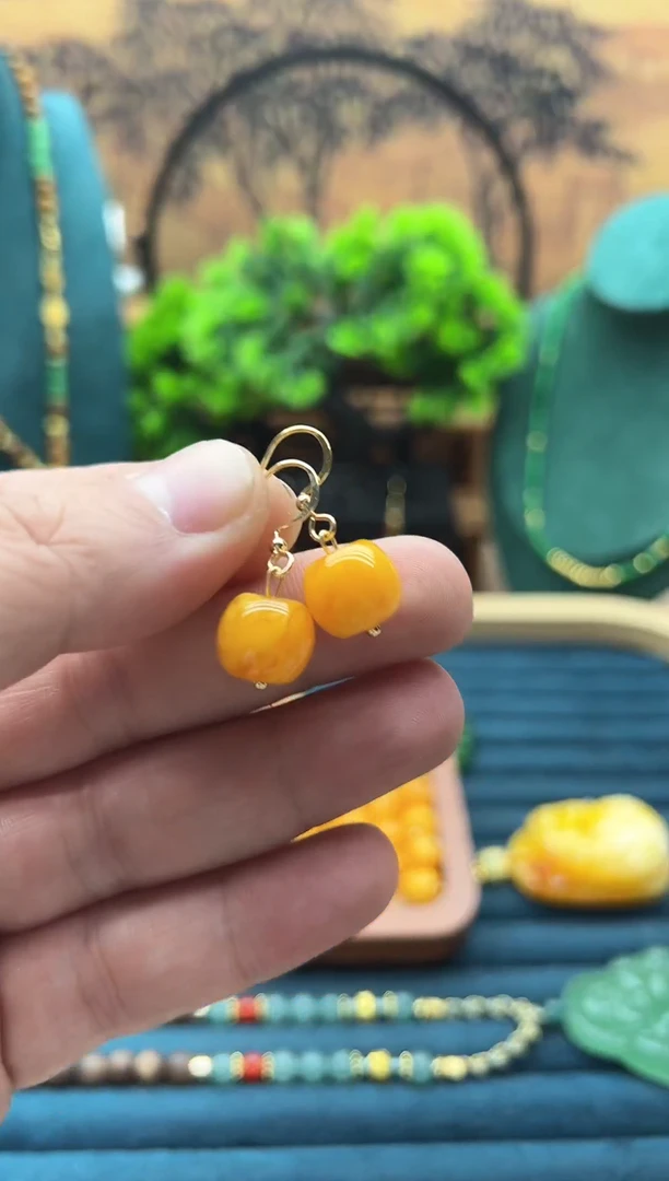 【闪购商品】蜜蜡耳饰14K金镶嵌E01