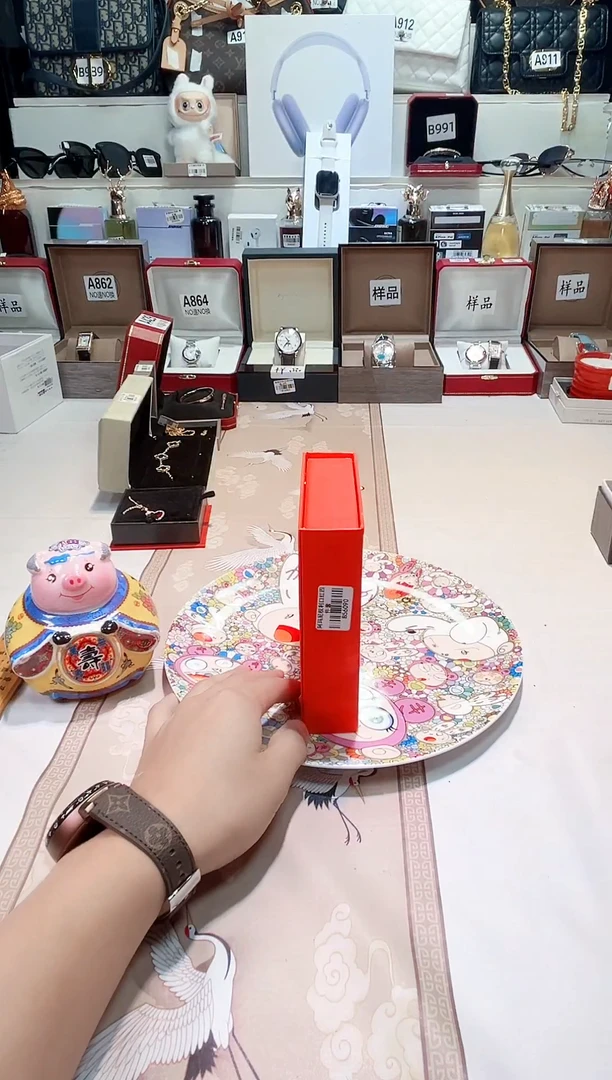 瓷片瓷器 库房到期 全部地板价@@1