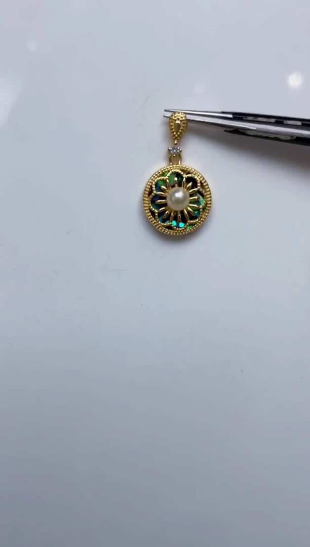 颈饰银S925镶嵌海水珍珠