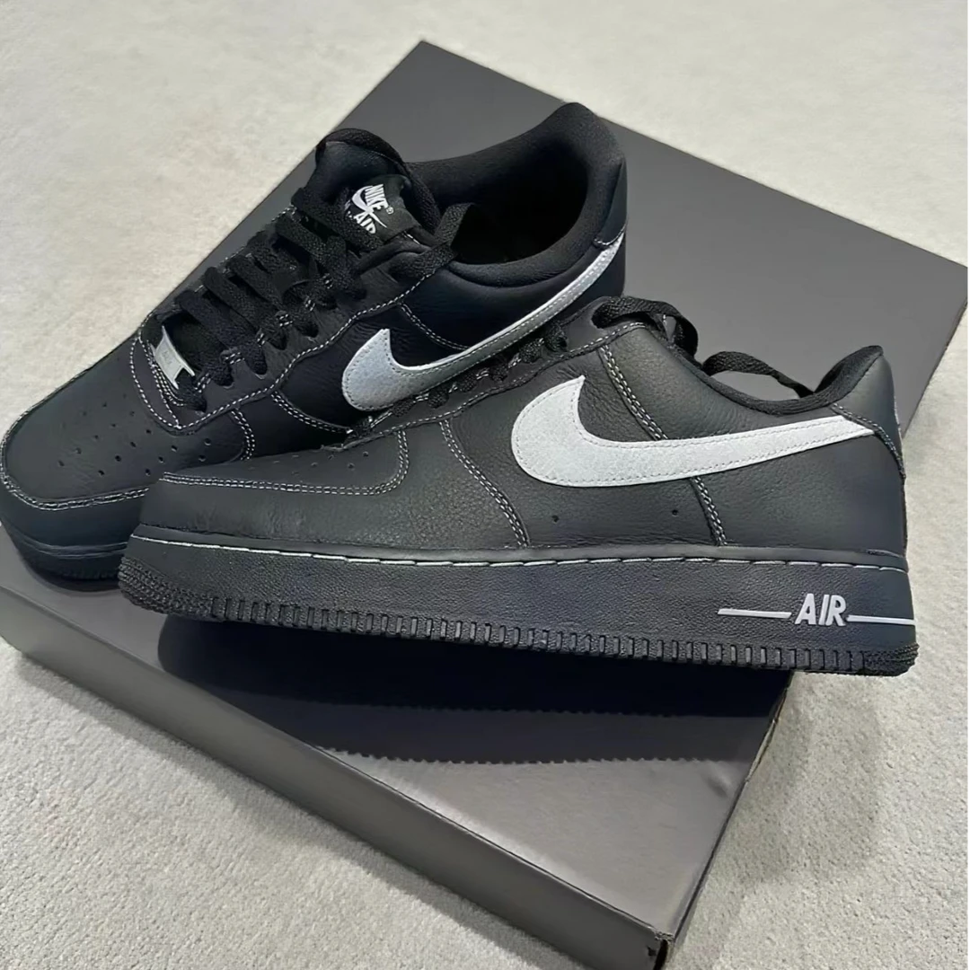NIKE耐克 AIR FORCE 1男款低帮黑色空军一号运动休闲板鞋官方正品