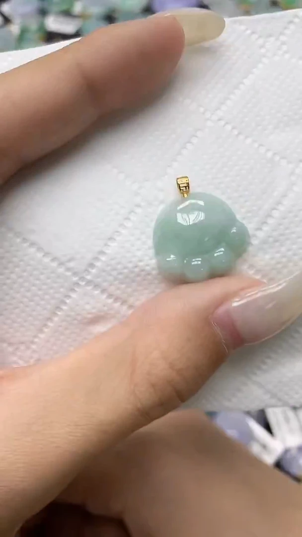 颈饰18K金镶嵌翡翠11111111111