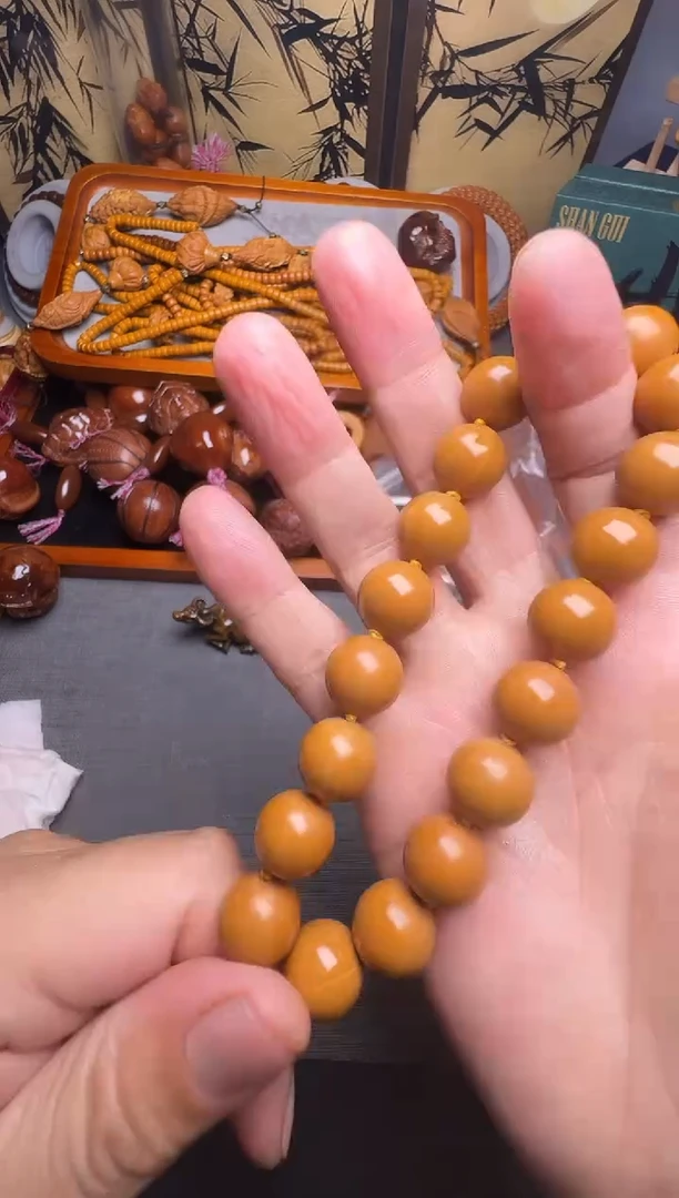 手串橄榄核白****㋛猴头光珠