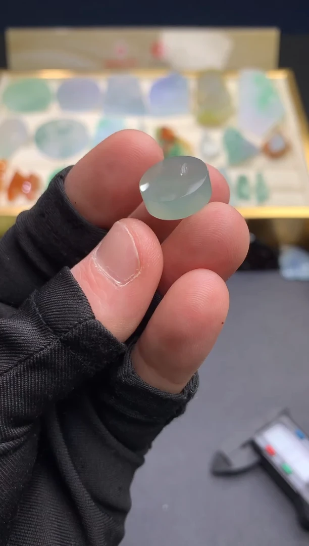 【闪购商品】定制翡翠未镶嵌