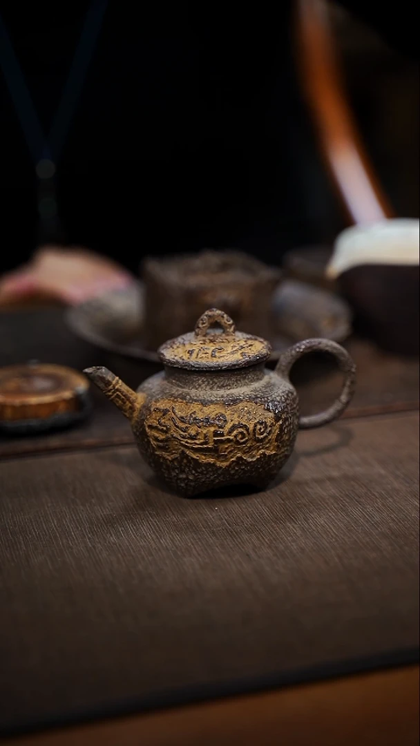 全手工制作  南蛮青铜纹后手壶