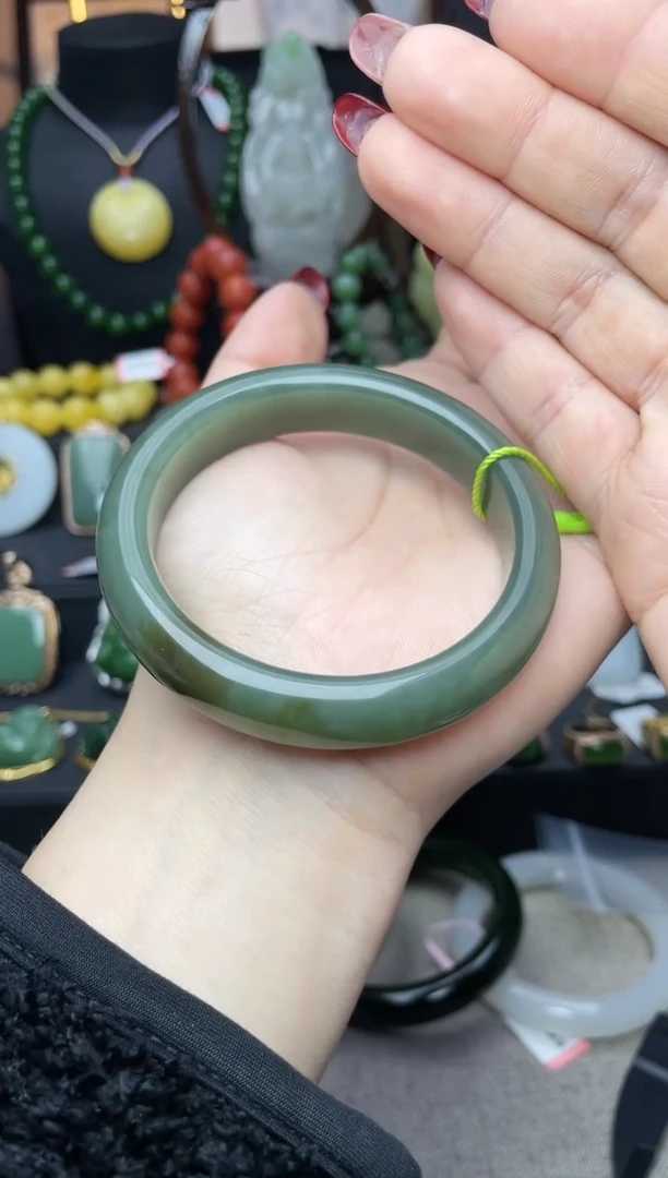 【闪购商品】和田玉手镯未镶嵌手镯