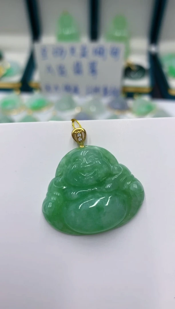 颈饰未镶嵌翡翠1
