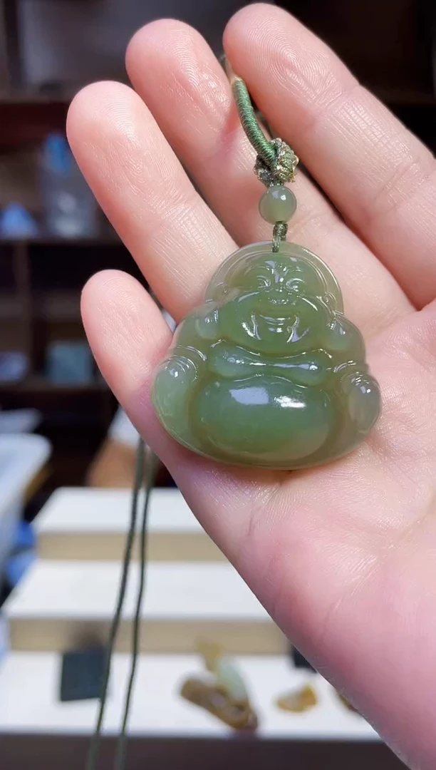 和田玉未镶嵌颈饰1