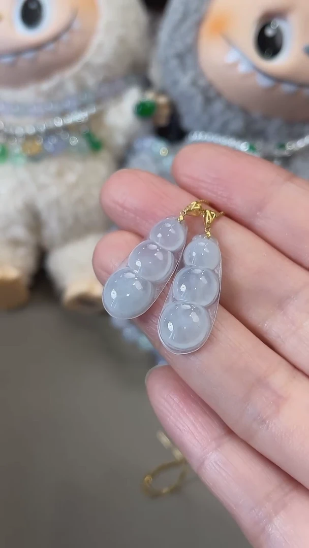 翡翠未镶嵌吊坠(不含链)天然缅甸翡翠吊坠多样性发货发一件