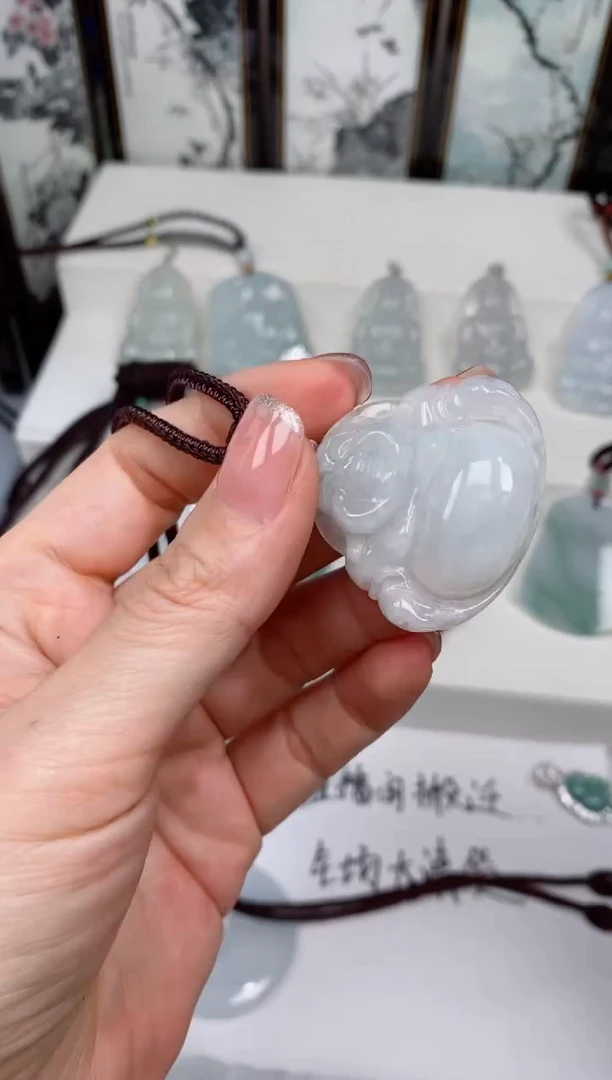 【闪购商品】翡翠颈饰未镶嵌吊坠