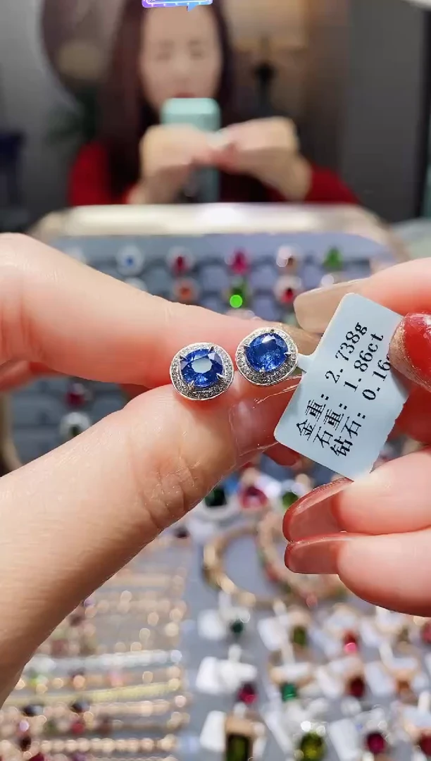 【闪购商品】蓝宝石耳饰18K金镶嵌1.86.