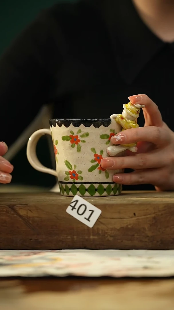 【闪购商品】瓷片新品！设计师手捏立体小兔子/咖啡杯