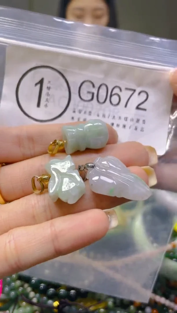 翡翠未镶嵌颈饰/G/翡翠A货一图一物