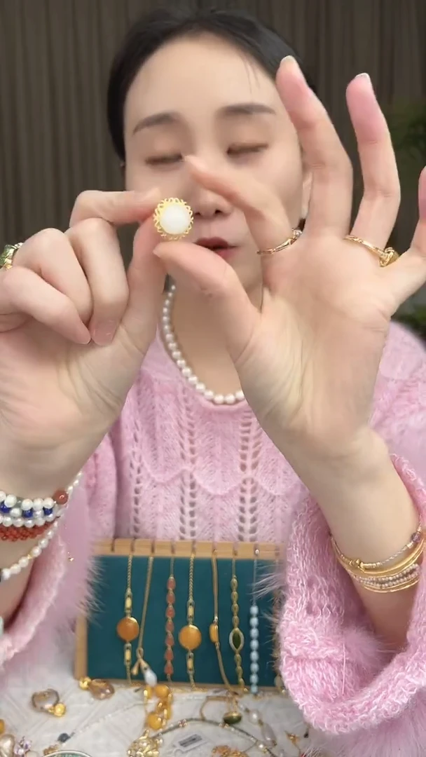 合金耳钉玛瑙/玉髓玉髓圆盘耳钉