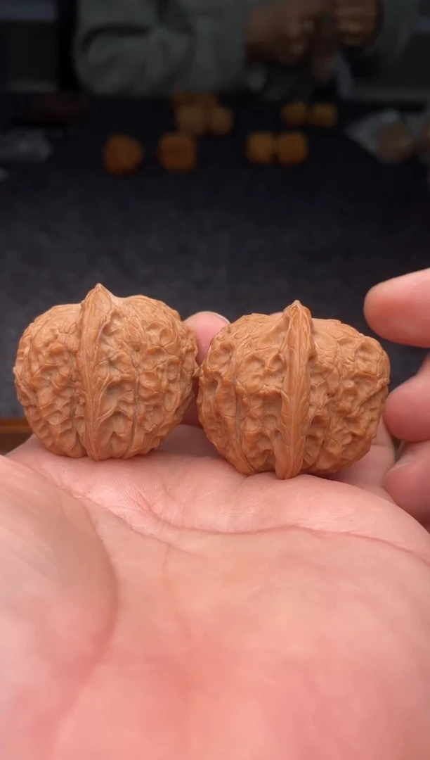 把件文玩核桃B187号38尺血麒麟