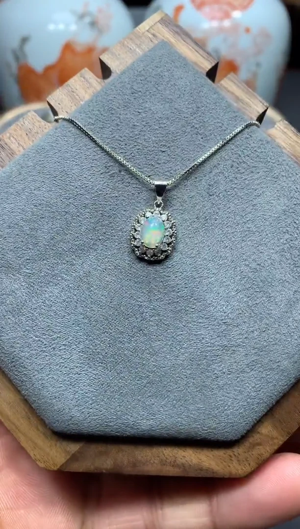 【闪购商品】欧泊颈饰未镶嵌W45（随机性发货只发一单）