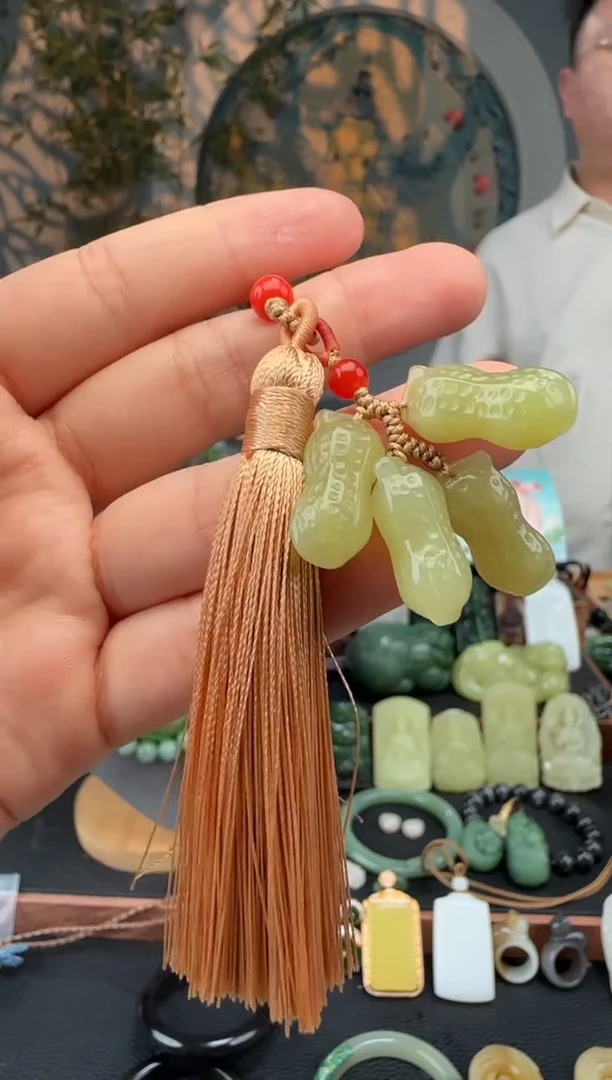 颈饰未镶嵌和田玉和田玉