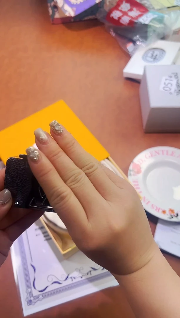 瓷片------------68