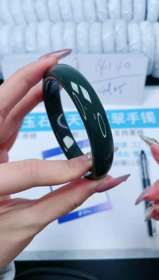 【闪购商品】和田玉手镯未镶嵌357-62.1