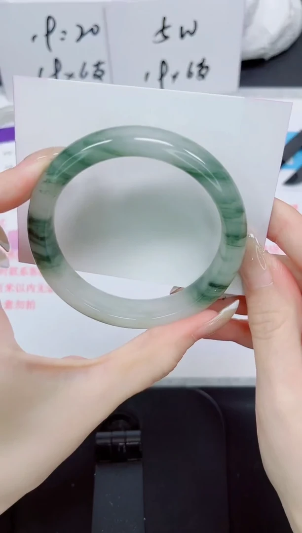 石英质玉手镯未镶嵌477