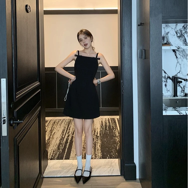 法式简约高级感气质优雅短裙2025新款蝴蝶结连衣裙饰品