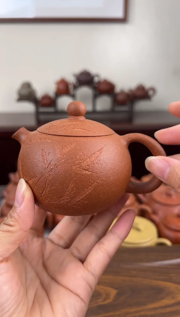 茶壶紫砂黄降坡竹刻西施壶200CC