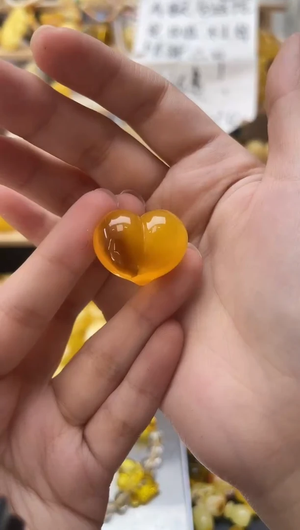 琥珀未镶嵌珠宝奇石075琥珀蜜蜡微瑕