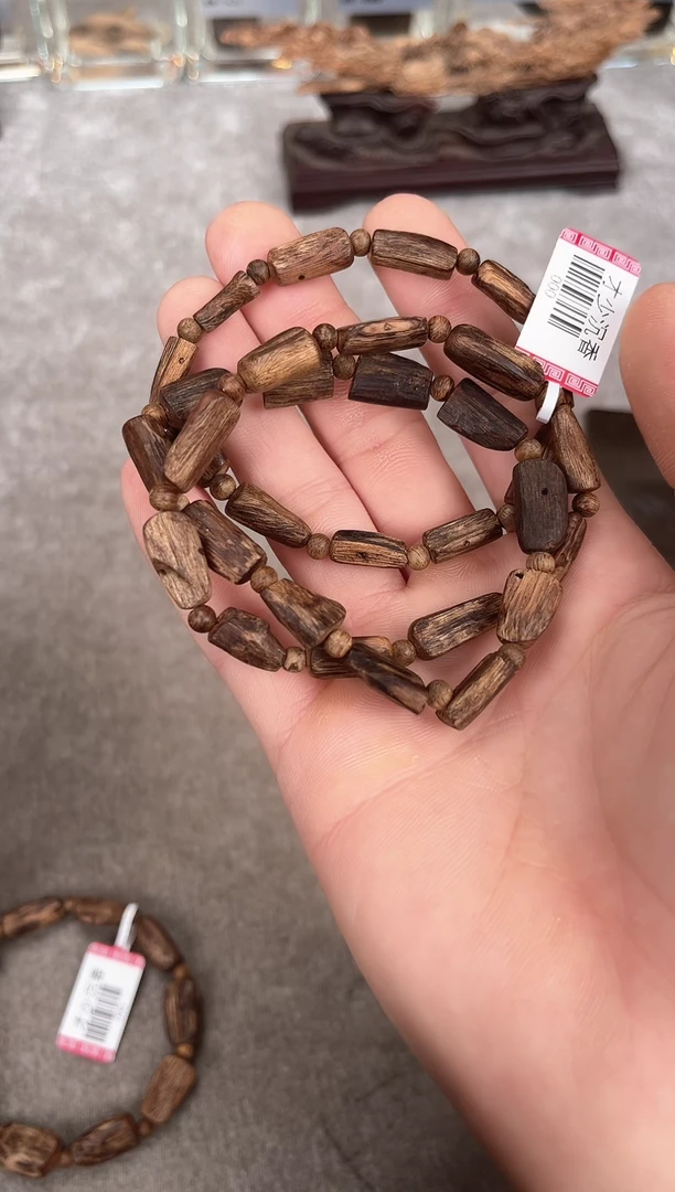 【闪购商品】沉香手串3号文莱多样性发货1条