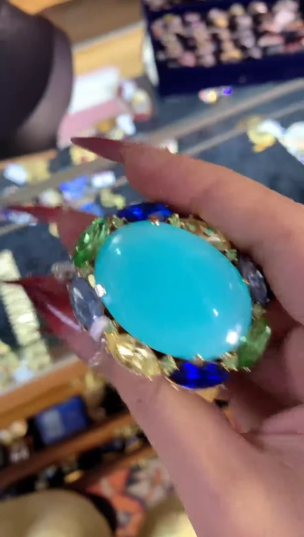 【闪购商品】瓷片楚楚中古珠宝甄选不退换