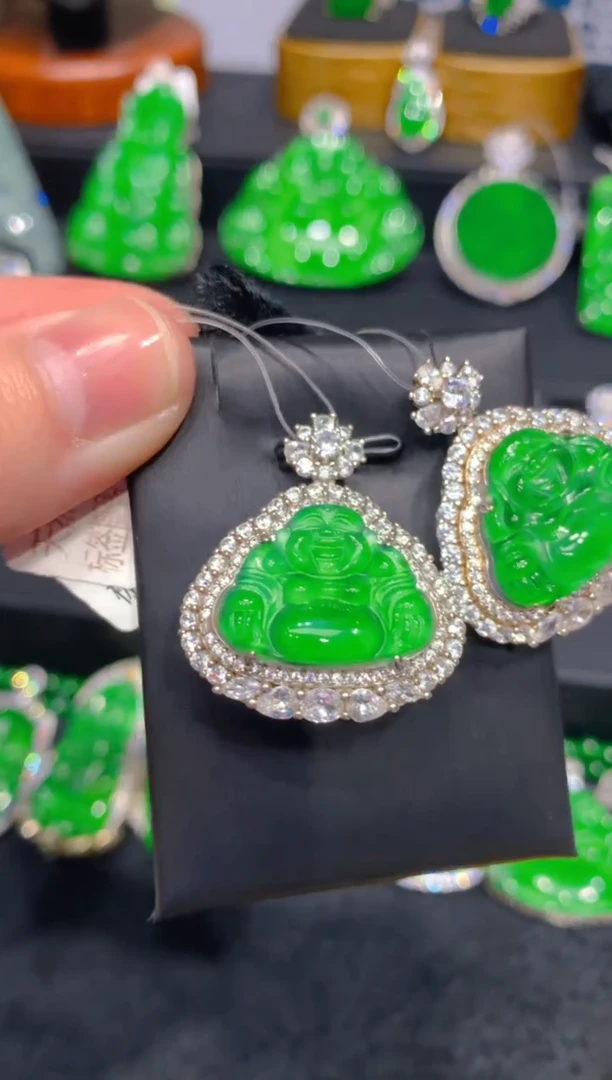 【闪购商品】翡翠颈饰银S925镶嵌一季