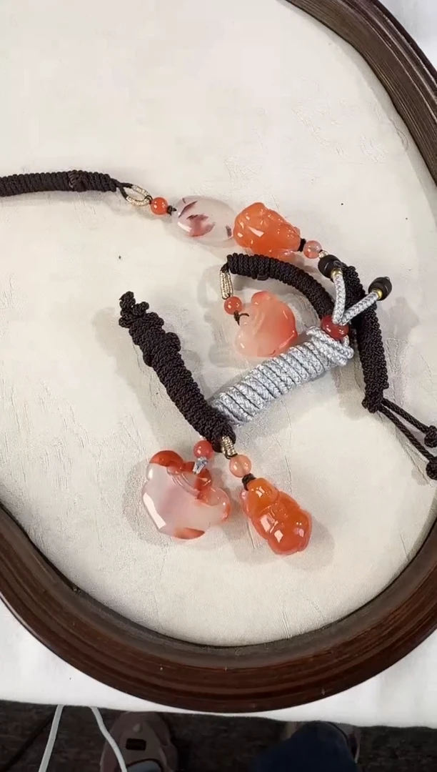 南红玛瑙未镶嵌颈饰06014081随机发仅一件