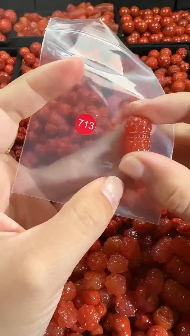 颈饰未镶嵌南红玛瑙1