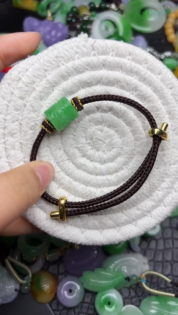 颈饰未镶嵌翡翠缅甸翡翠吊坠