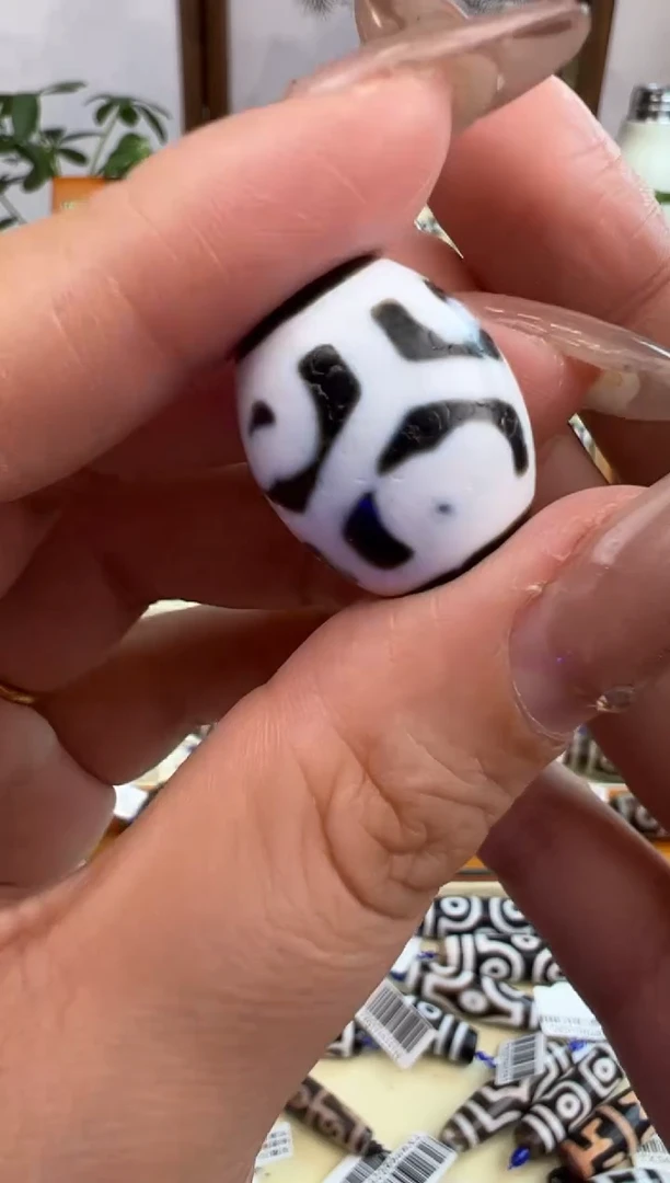 【闪购商品】玛瑙/玉髓吊坠(不含链)未镶嵌85.微瑕随机发