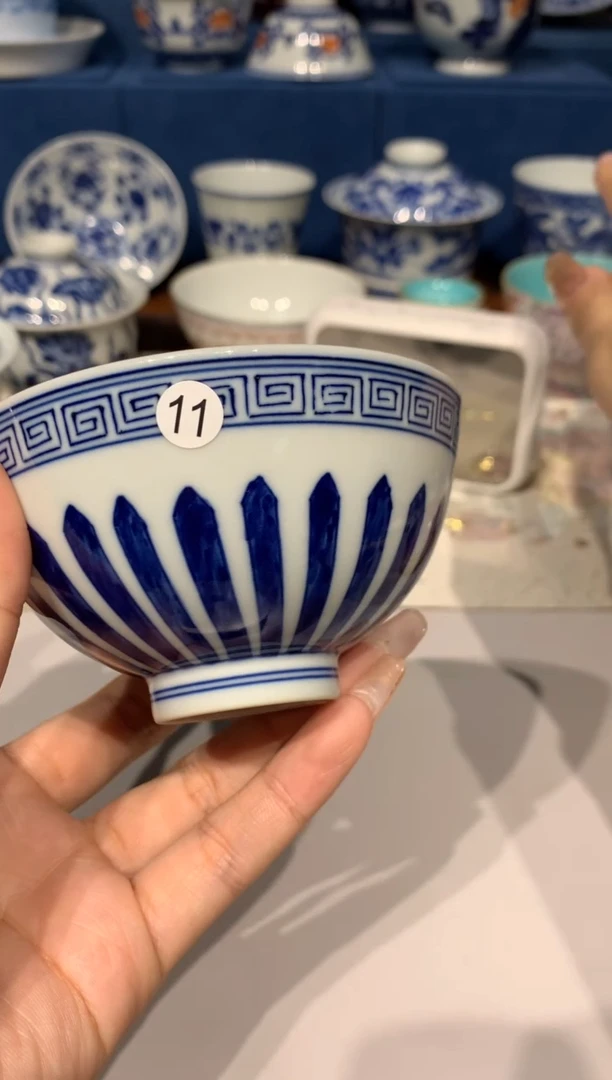 【闪购商品】摆件11青花菊瓣鸡心杯微瑕