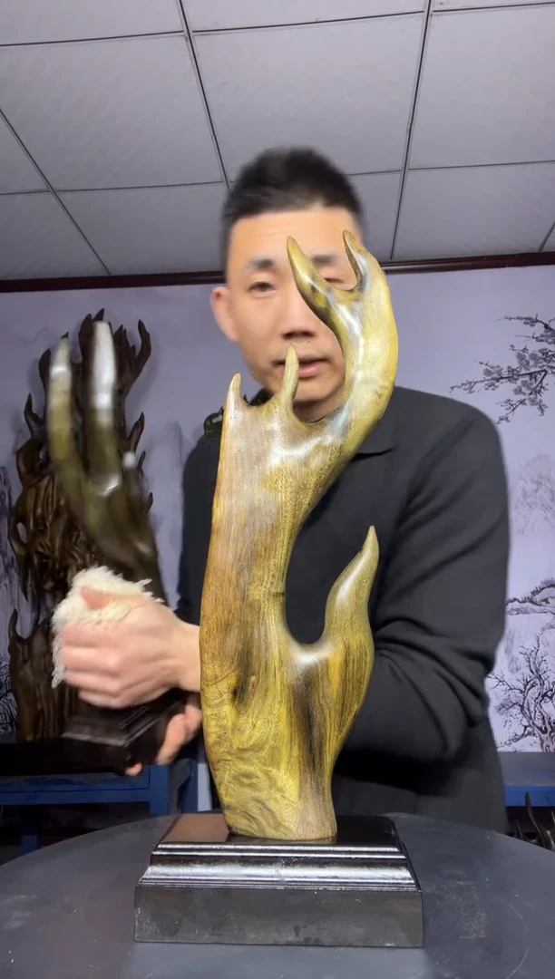 金丝楠木雕款清***流金丝楠木工艺品摆件