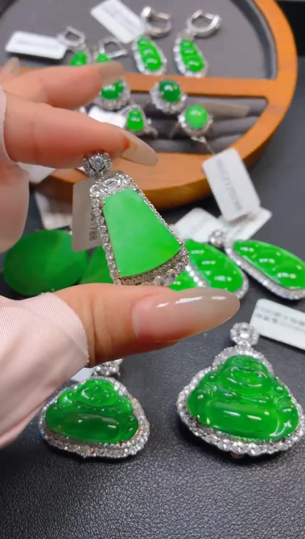 吊坠(不含链)银S925镶嵌翡翠1