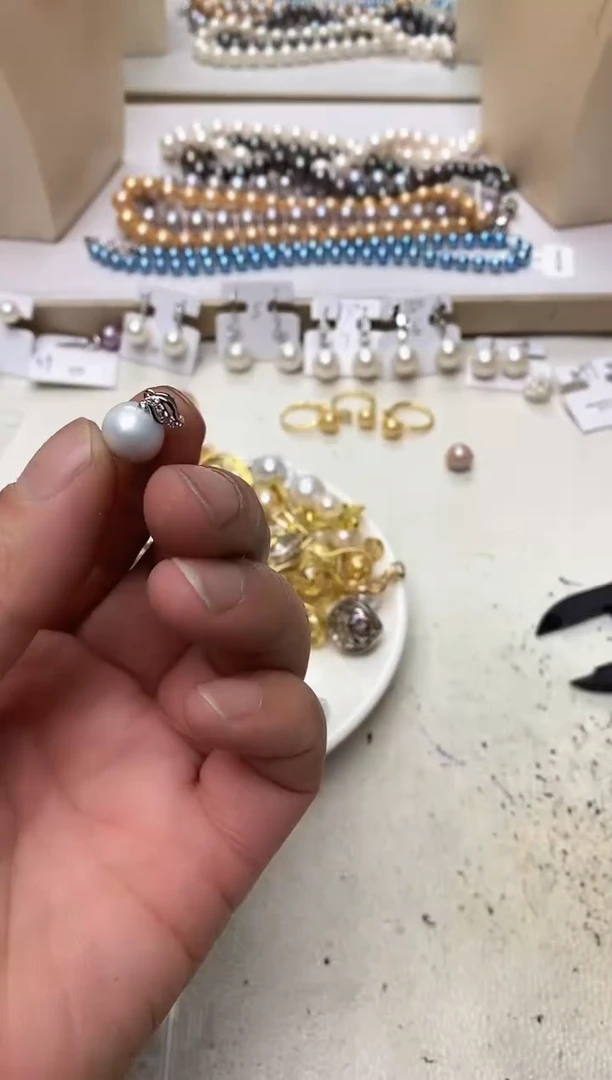 淡水珍珠未镶嵌颈饰1