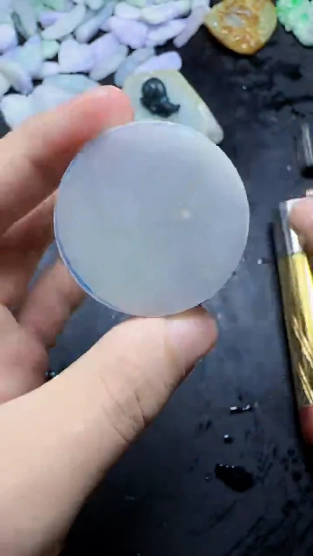 翡翠挂件未镶嵌072翡翠