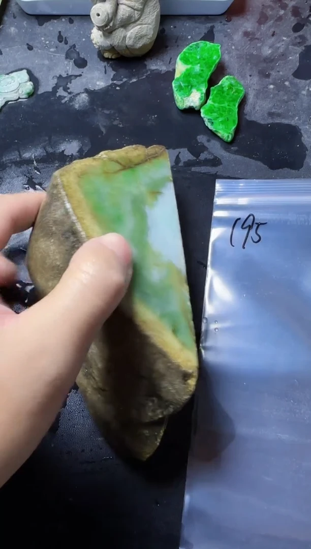 【闪购商品】翡翠颈饰未镶嵌195翡翠