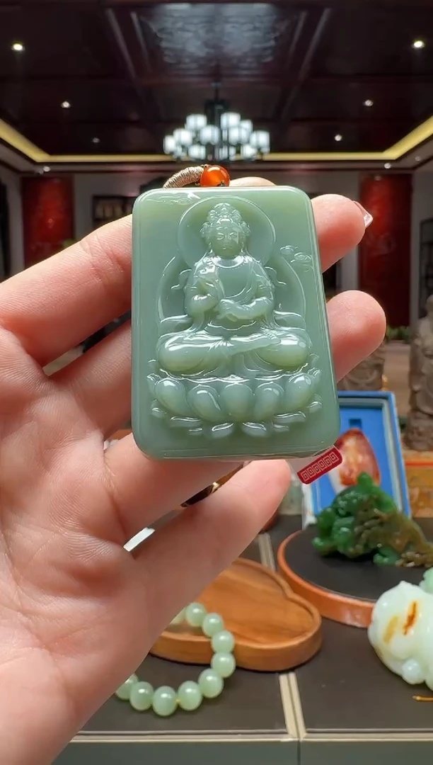 未镶嵌和田玉挂件by