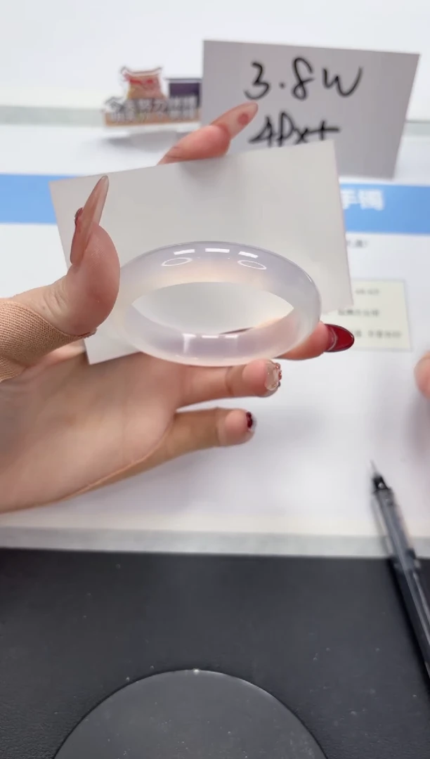 【闪购商品】石英质玉手镯未镶嵌A82-54