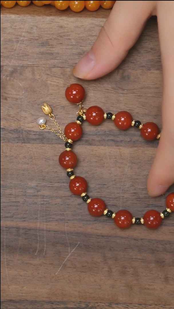 南红玛瑙未镶嵌珠宝奇石