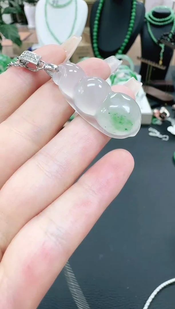 未镶嵌1石英质玉（非洲翠）/6809