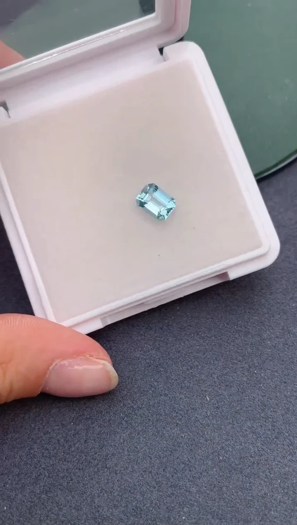 【闪购商品】海蓝宝石裸石未镶嵌1ct海蓝宝