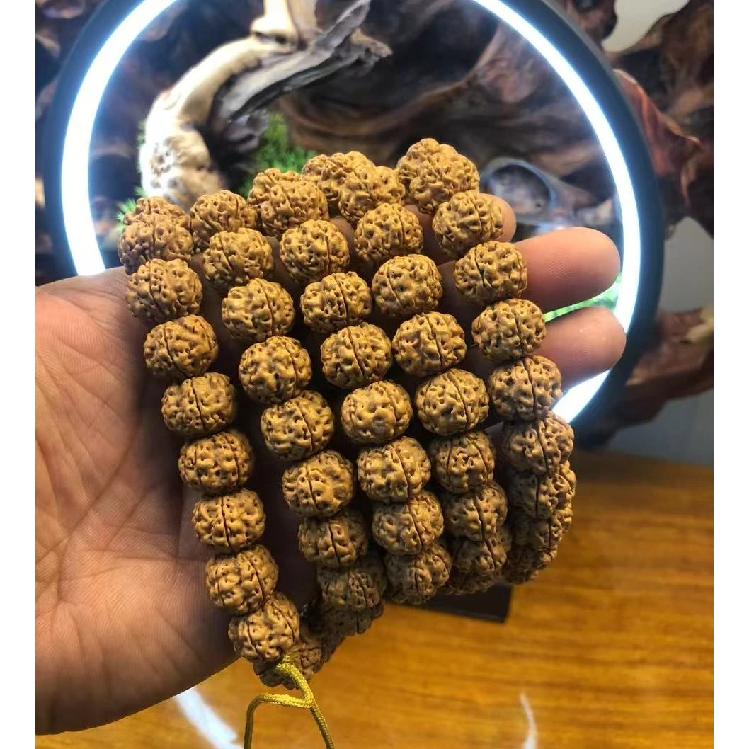 五瓣金刚菩提108长挂  老树梅花桩  1.6